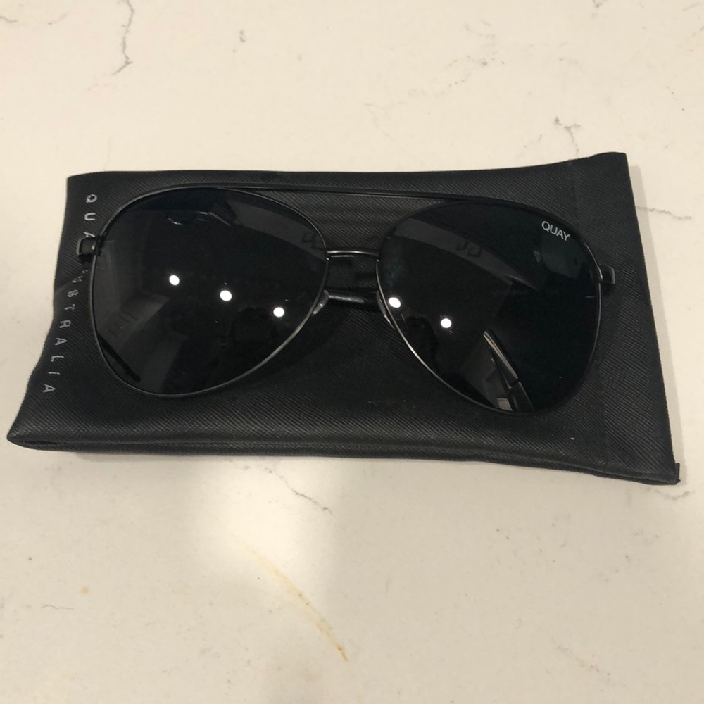 Quay Australia Vivienne Sunglasses